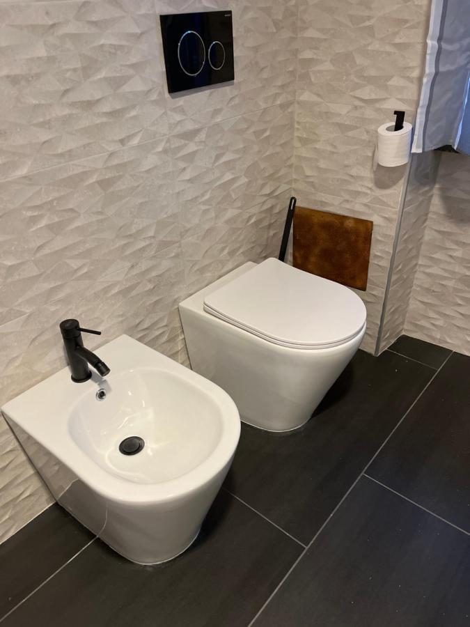 Minardi Apartments ヴェルチェッリ エクステリア 写真